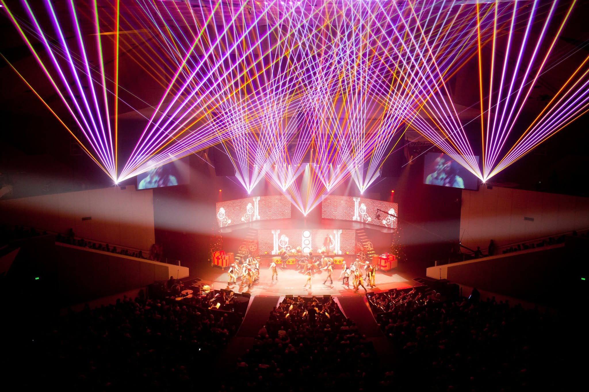 Live event lasers above a crowd